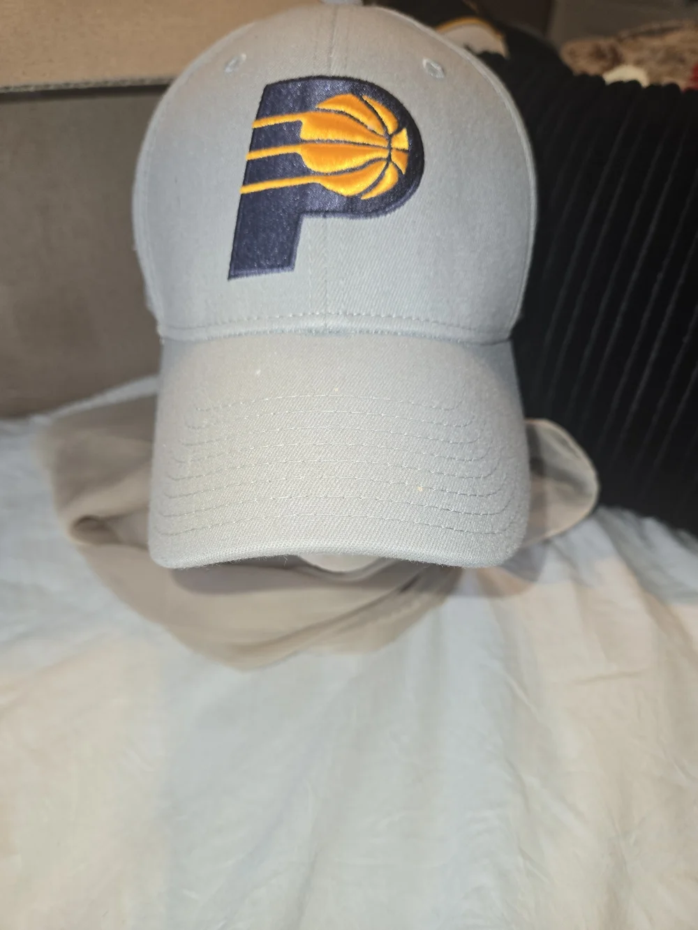 Adidas Indiana Pacers NBA Gray Fitted Flex Hat L/XL Basketball Cap